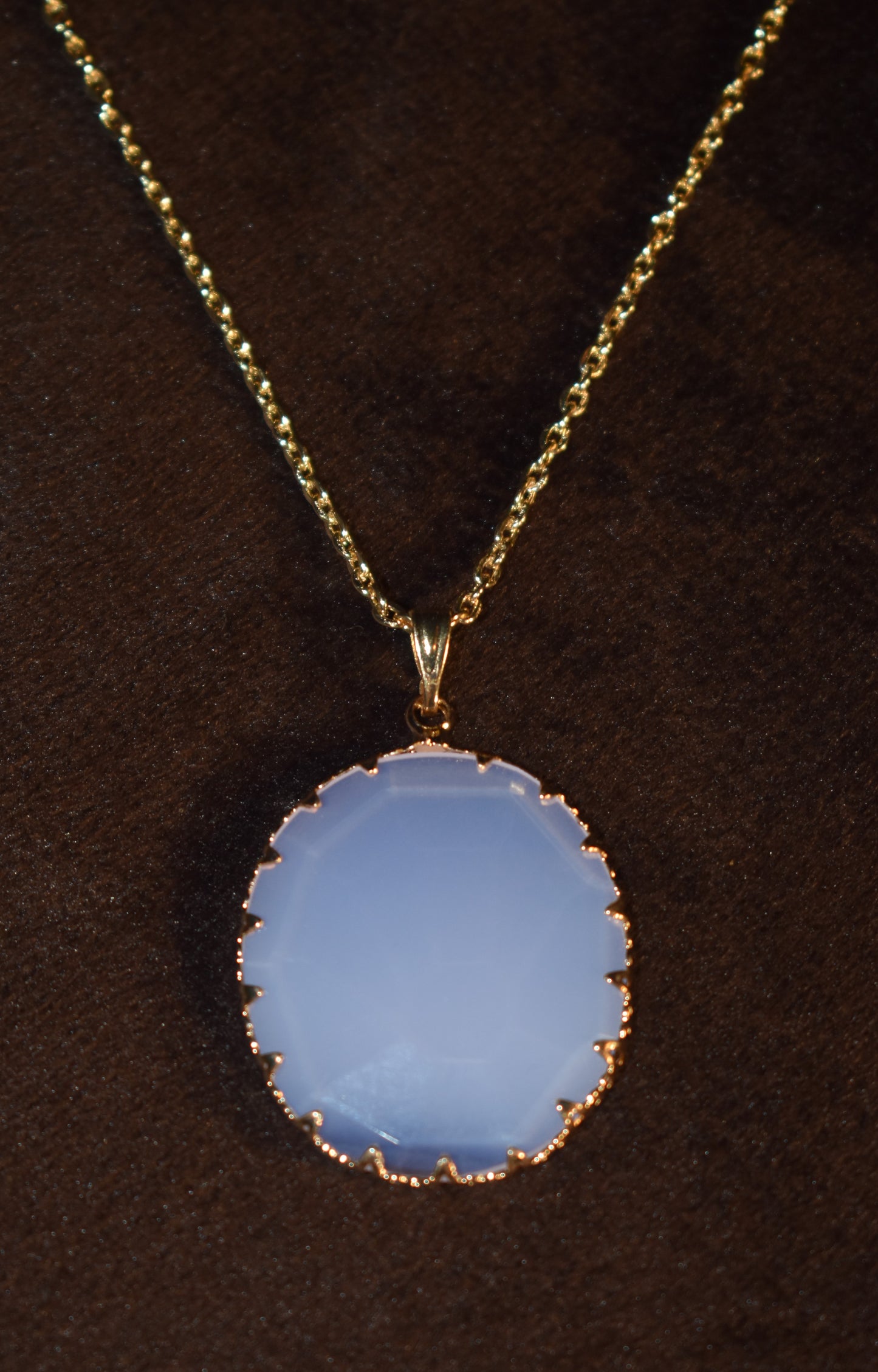 Milky Oval Grace Necklace