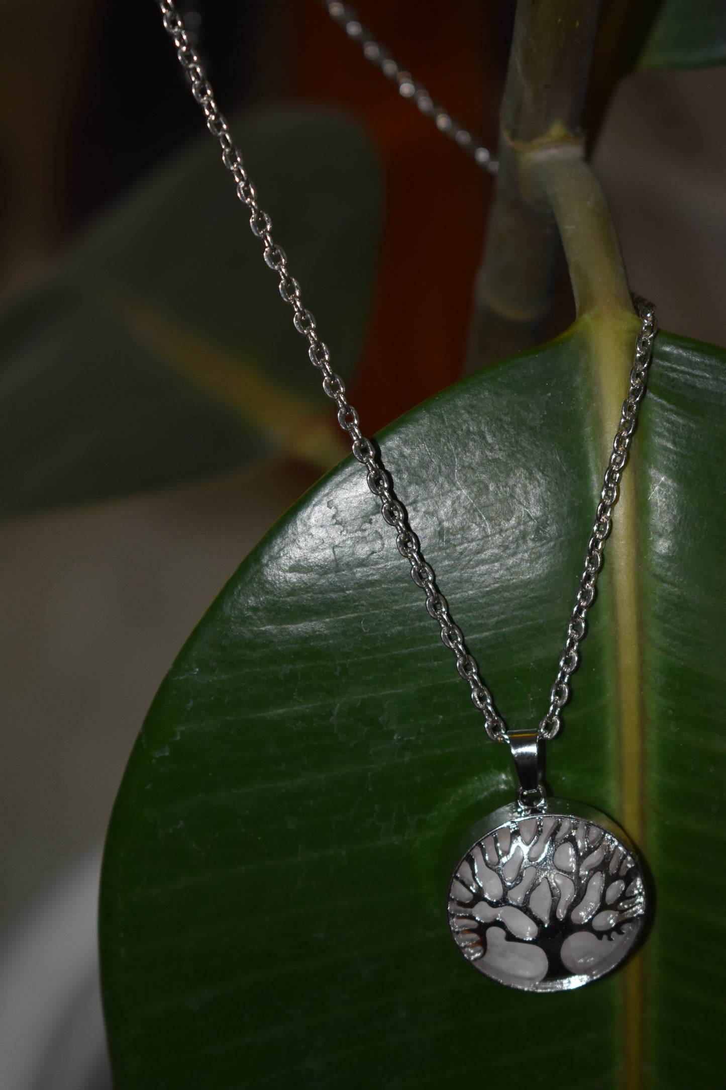 Elegant Silver Tree Marble pendant with silver chain