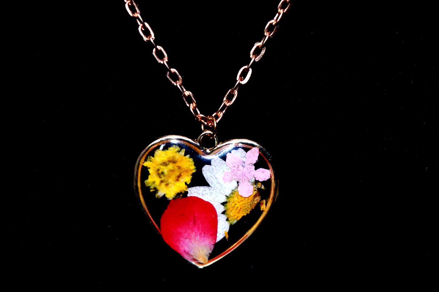 Gold Plated Heart Shape Multi Color Dried Pressed Rose and Sunflower Flower Pendant with Cute Butterfly Charm